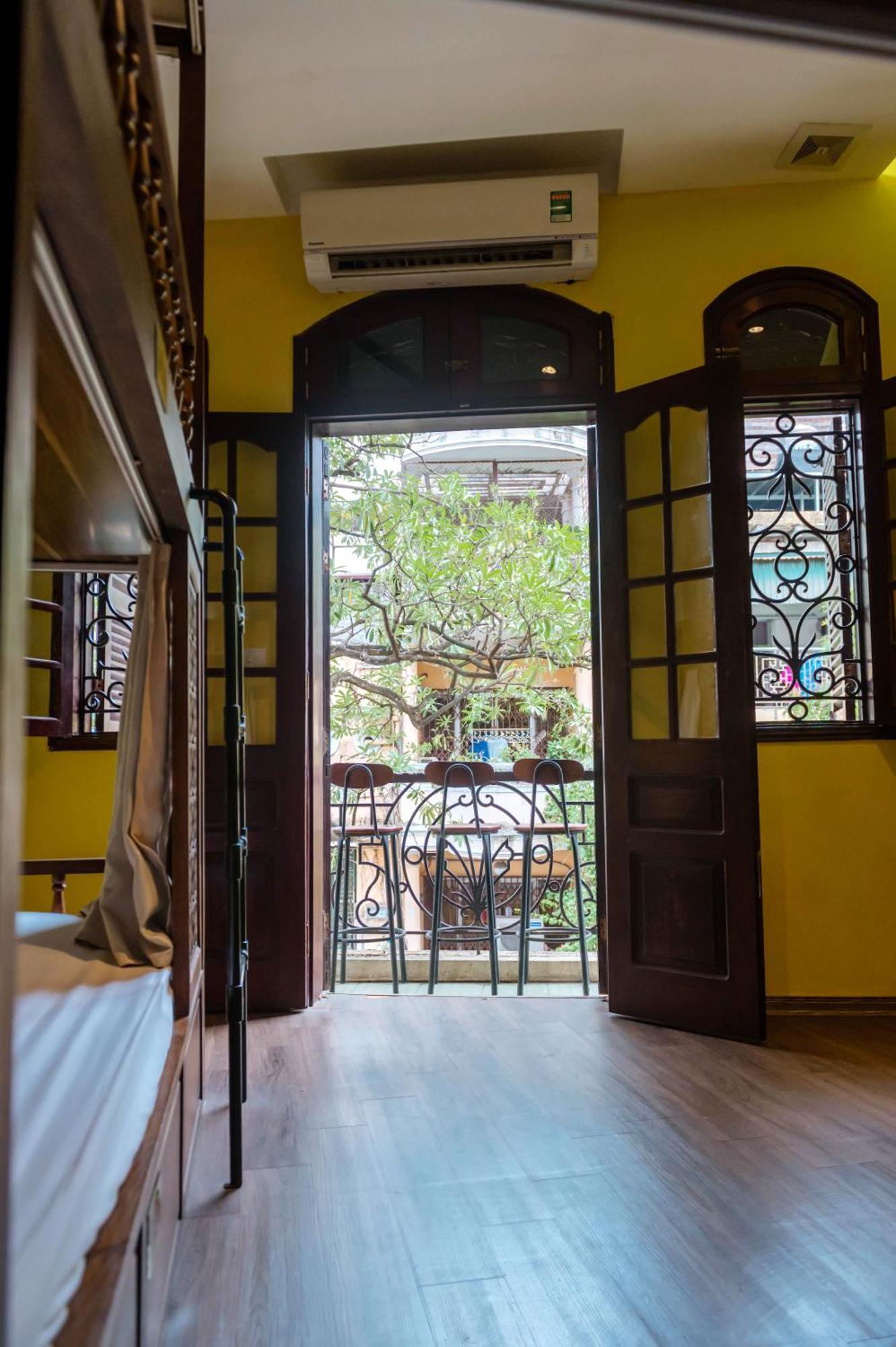 Tabalo Hostel Hanoi Buitenkant foto